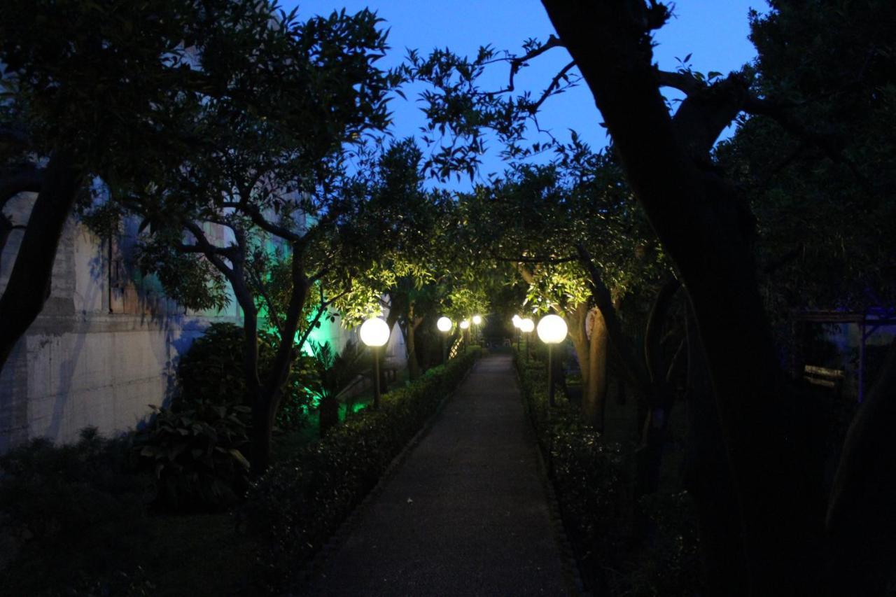Il Giardino Degli Agrumi Caserta Exterior photo